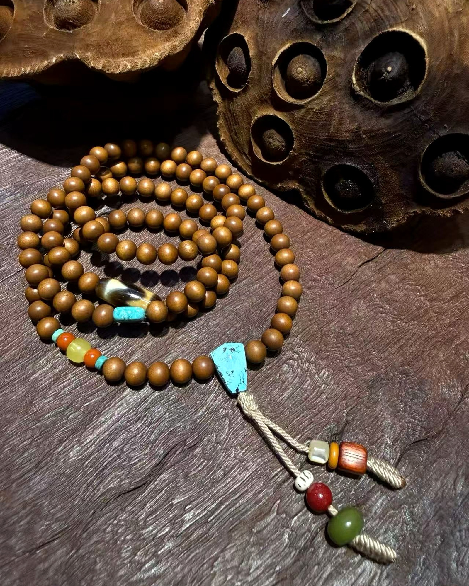 Earthwood Accent Mala detail